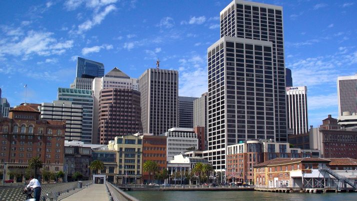 city-883662_1280-714×402