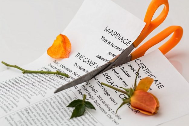divorce-separation-marriage-breakup-split-39483-1150×767
